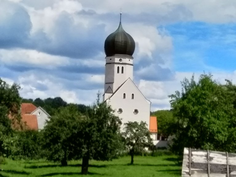Grossansicht in neuem Fenster: Eschelbach:  Kath. Pfarrkirche St. Emmeram